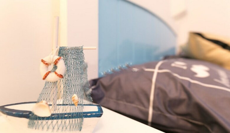 Hard Candy Apartment No.2
