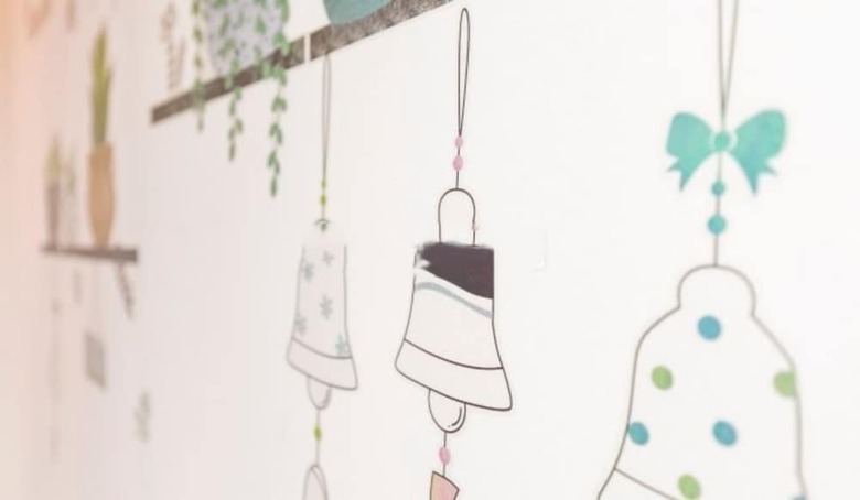 Hard Candy Apartment No.5