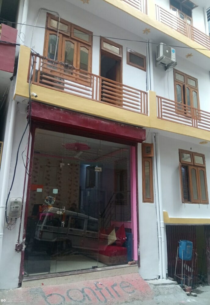 Hostal Sunflower Hostel & Hotel