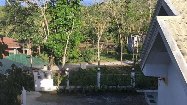 Bed & Breakfast Racadisson Tourist Inn