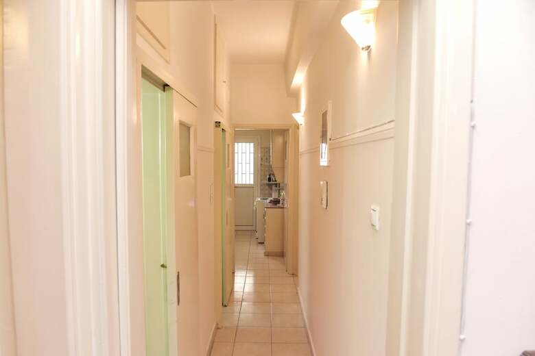 Cozy & Spacious Apartment In Central
