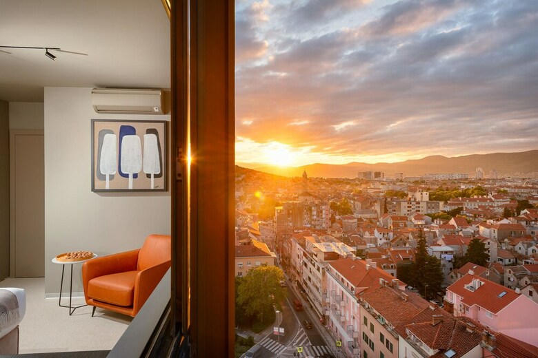 Hotel Royal Suites Sky