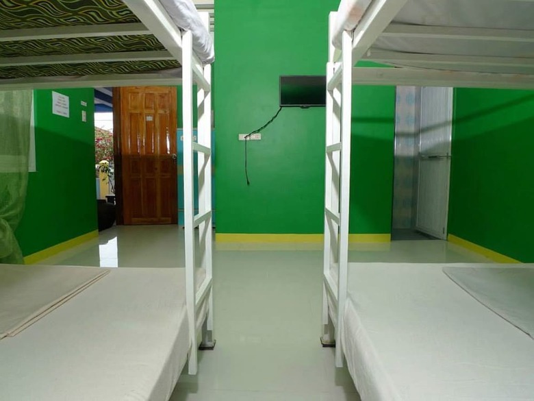 Ravara - Natividad Pension House