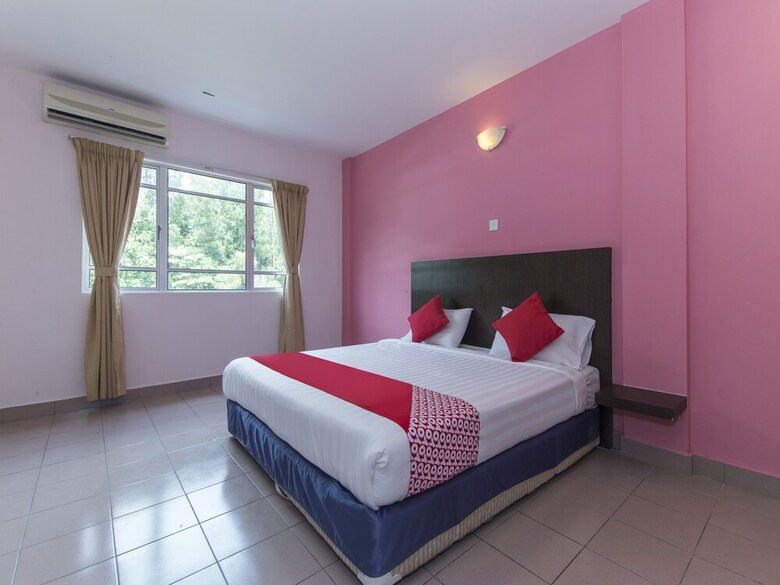 Oyo 542 S2 Hotel