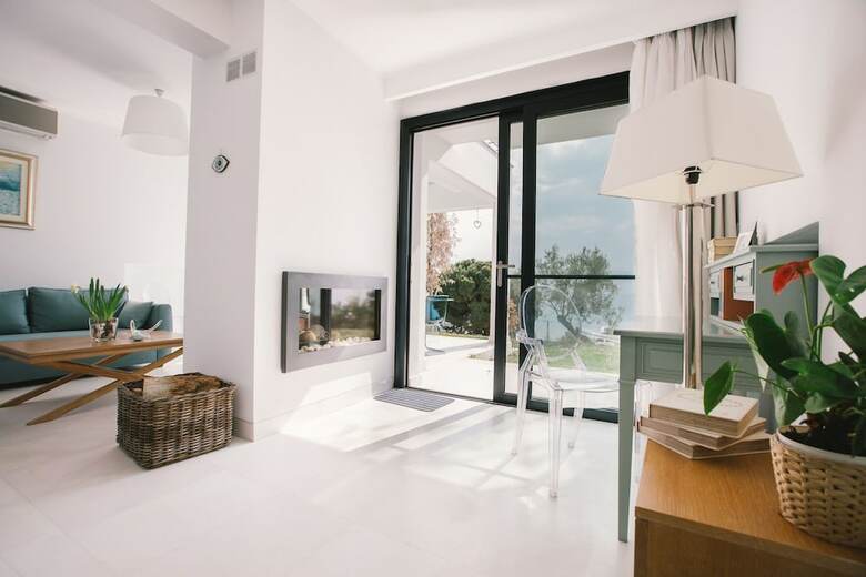 Borealis Sea Front Villa