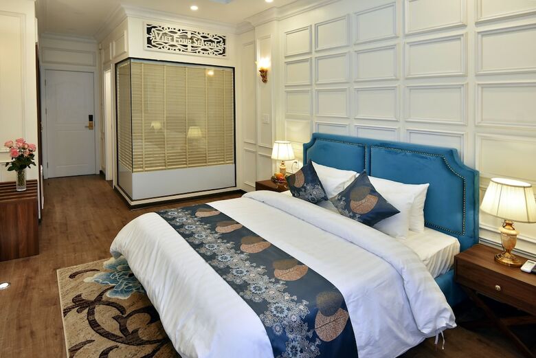 Viet 4 Seasons Hotel
