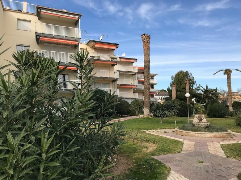Hotel Apartamento Estrella - 112b