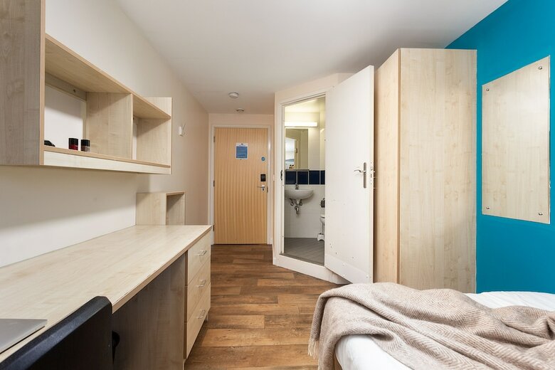 Aparthotel Arena Village (Campus Accommodation)