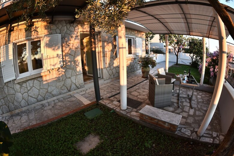 Nika Family Apartments