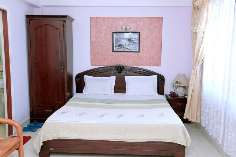 Quan Son 2 Hotel & Spa