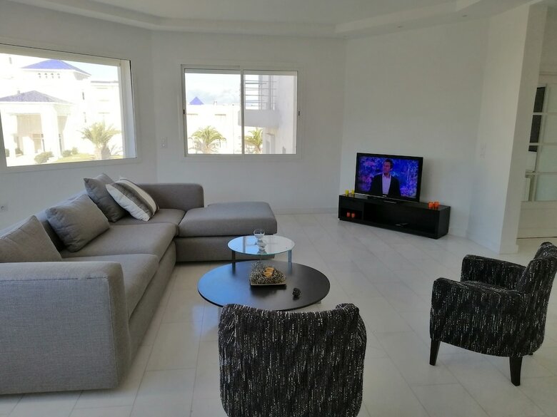 Luxurious Apartment In Le Palace