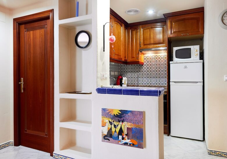 Apartment In Luxury Private Building