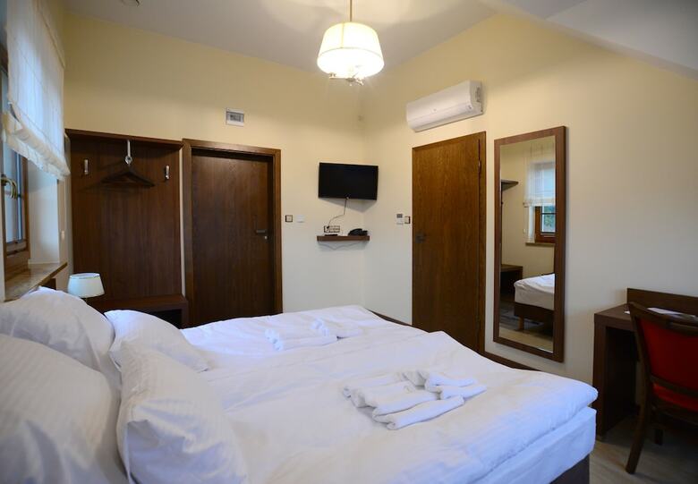 Hotel Z?ota Jesie?