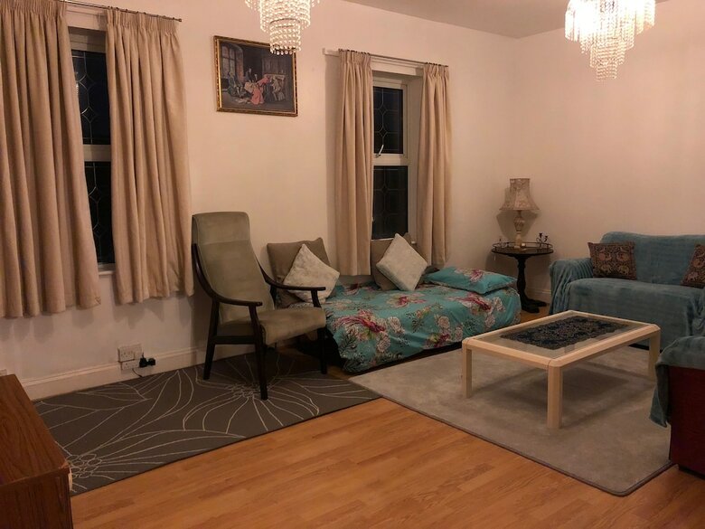 2 Bed Apartment In Basingstoke