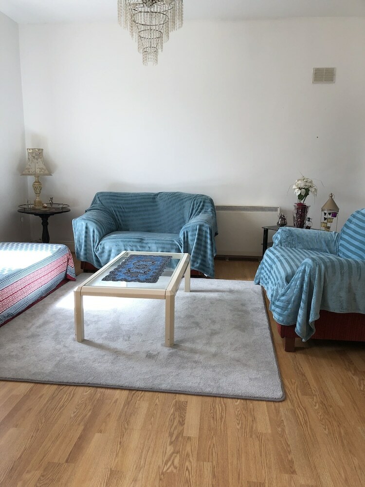 2 Bed Apartment In Basingstoke