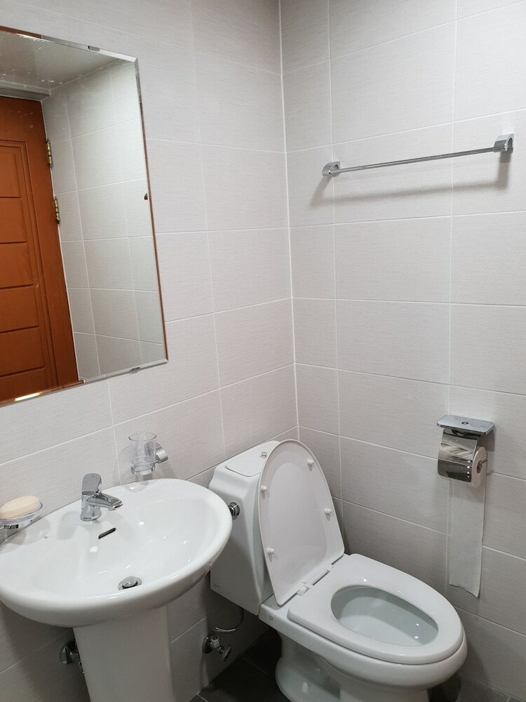Hostal Young Stay - Hostel