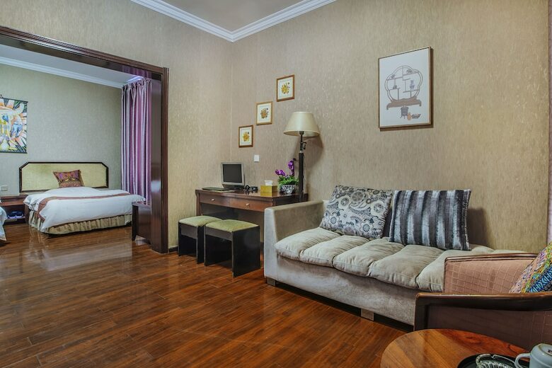 Tianrui  Xingyu Fashion Hotel