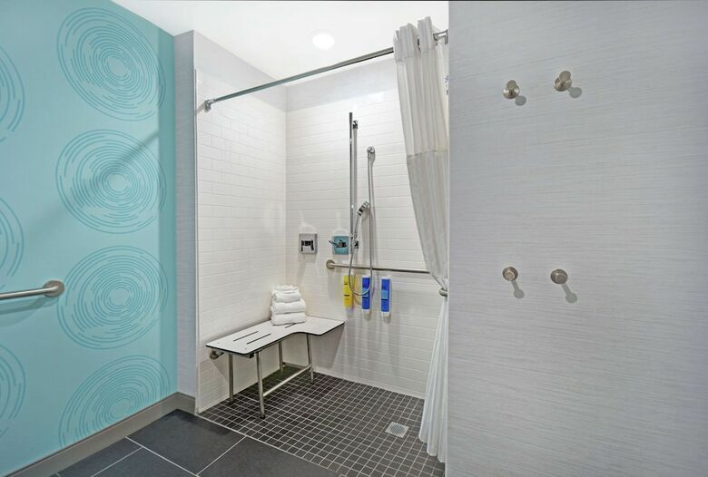 Hotel Tru By Hilton Grand Rapids Airport