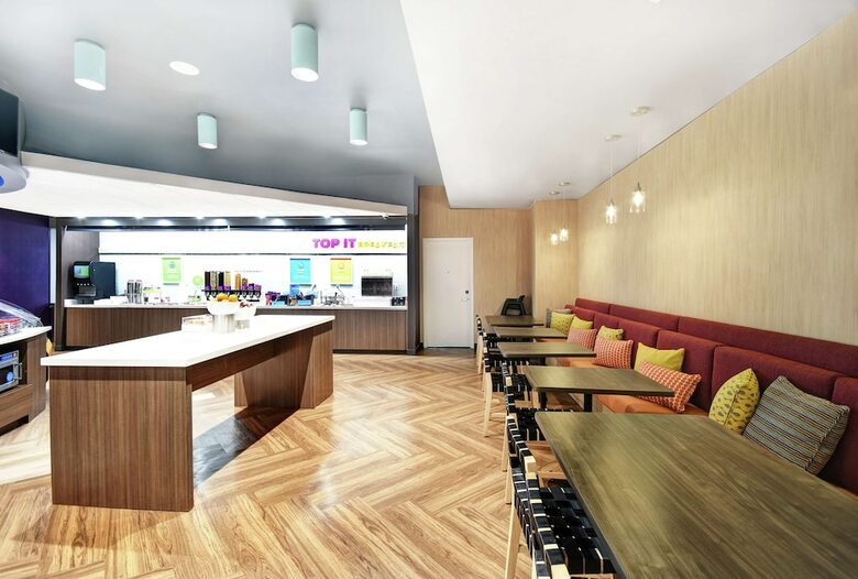 Hotel Tru By Hilton Grand Rapids Airport