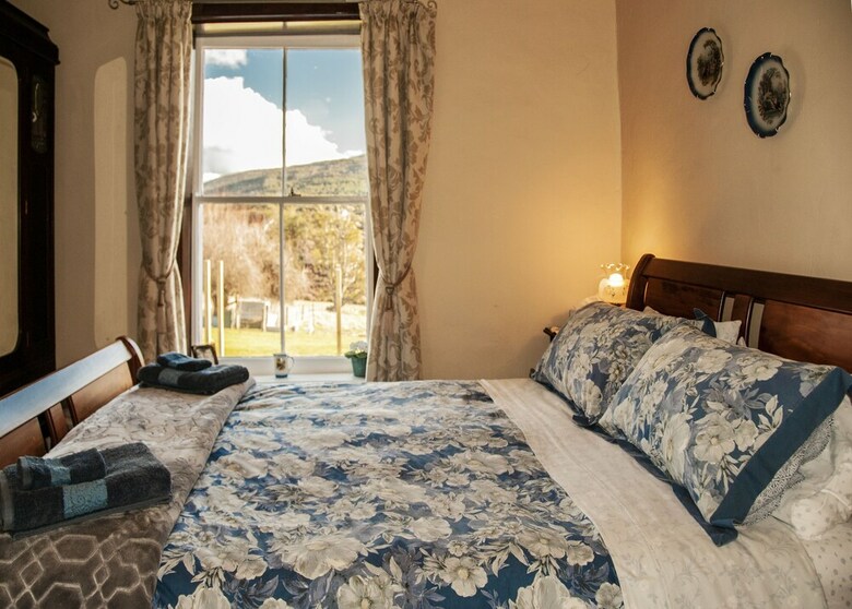 Bed & Breakfast Tophouse Historic Inn
