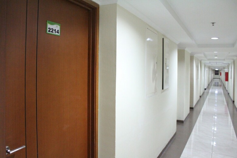 Hostal Oyo 266 Margonda Residence 5