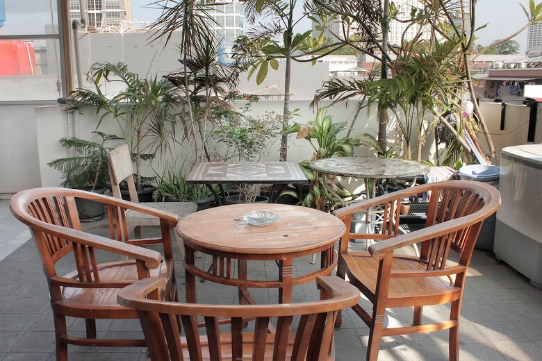 Hostal Oyo 152 O2 Residence