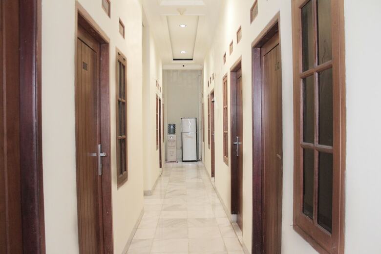 Hostal Oyo 152 O2 Residence