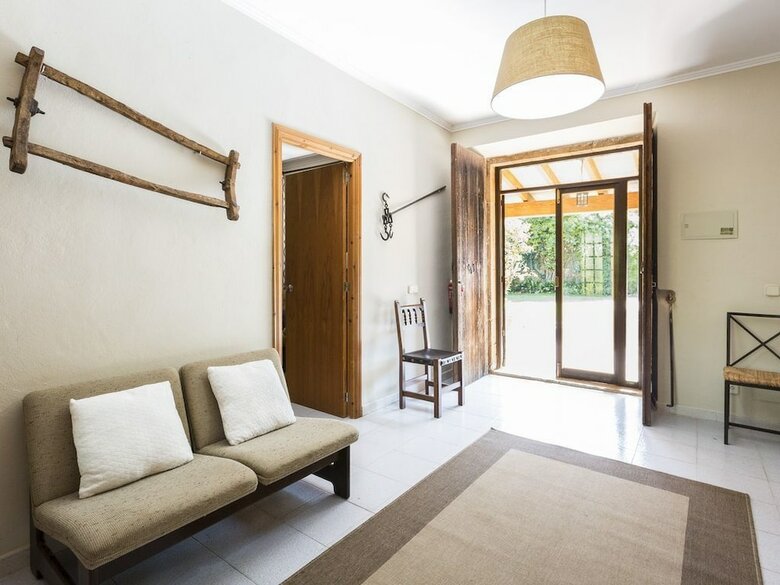G Rentals Villa Agina