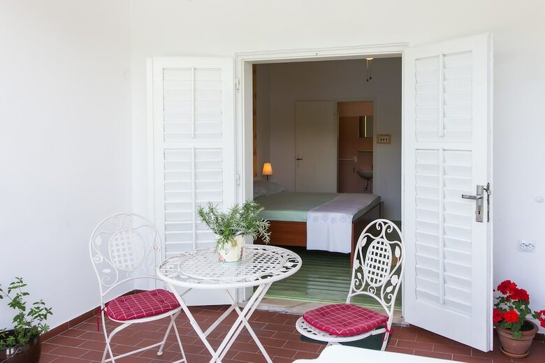 Hotel Guest House Busurelo