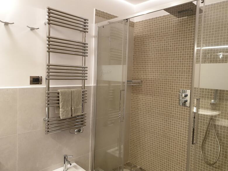 Bed & Breakfast Resort Faro Di Punta Fenaio