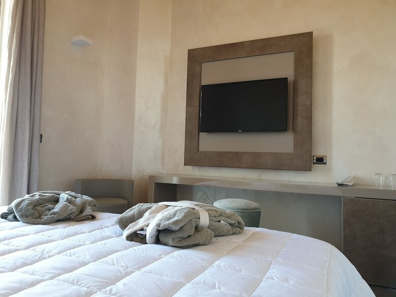 Bed & Breakfast Resort Faro Di Punta Fenaio