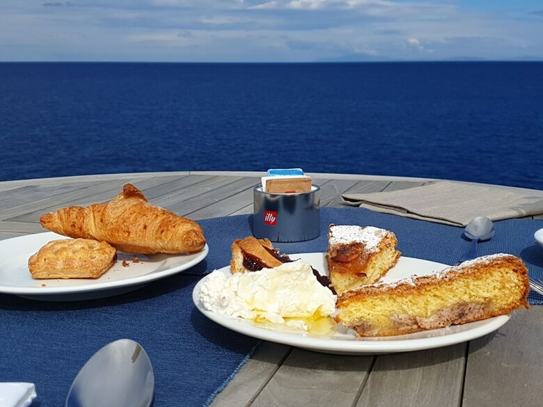 Bed & Breakfast Resort Faro Di Punta Fenaio
