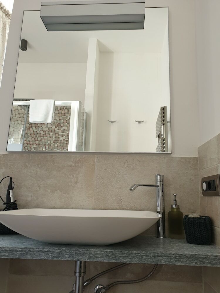Bed & Breakfast Resort Faro Di Punta Fenaio