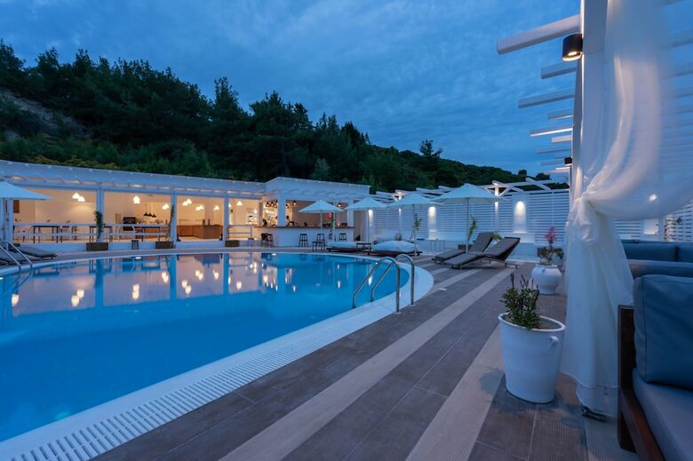 Aloe Hotel ? Adults Only