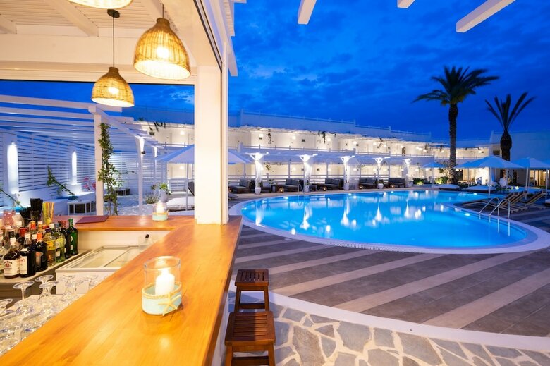 Aloe Hotel ? Adults Only