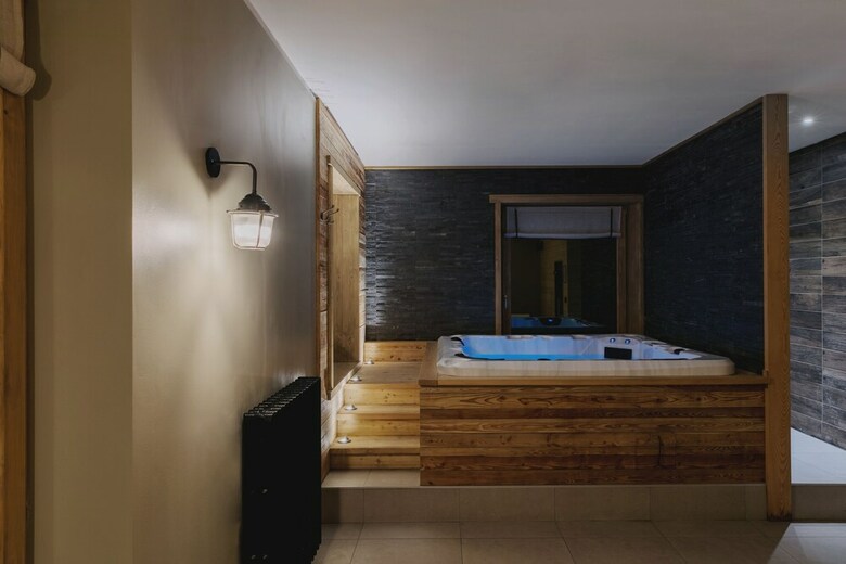 Hotel Albergo Miramonti