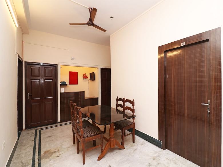 Hotel Oyo 23479 Studio Atrium