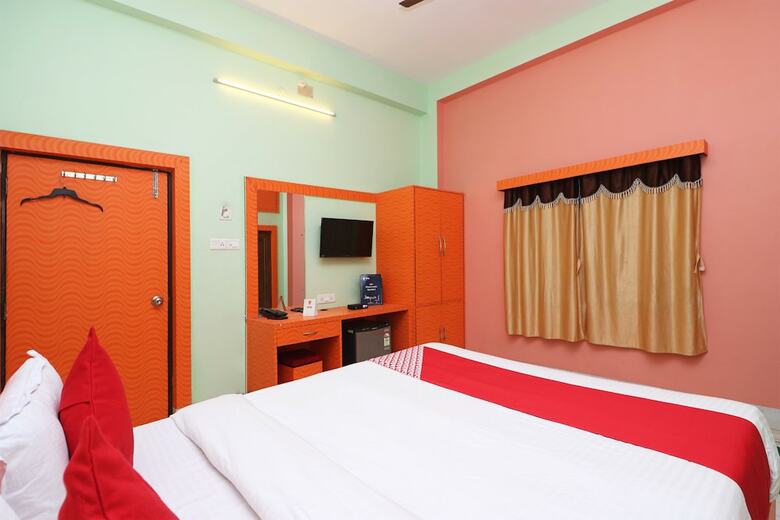 Hotel Oyo 8238 Amar Bangla