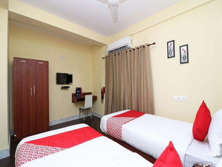 Hotel Oyo 18496 A Retro