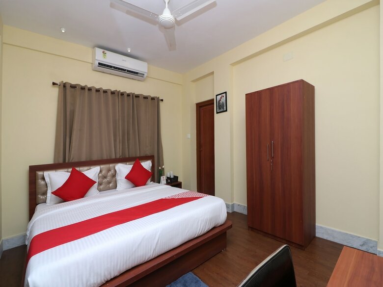 Hotel Oyo 18496 A Retro
