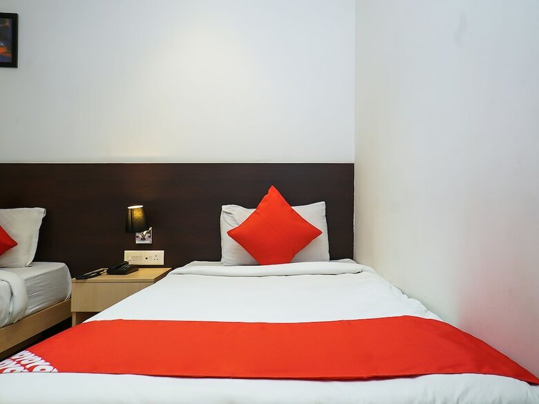Hotel Oyo 19703 Silver Crest
