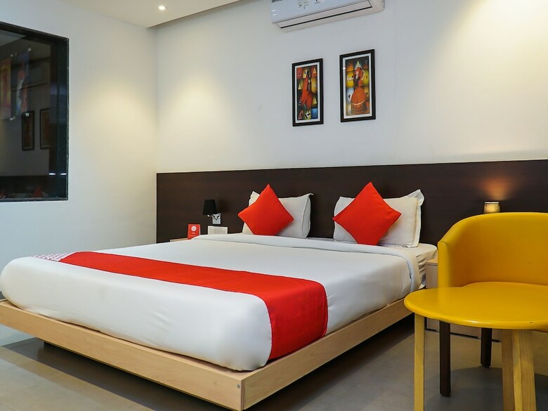 Hotel Oyo 19703 Silver Crest