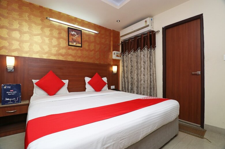 Hotel Oyo 24232 Mj International