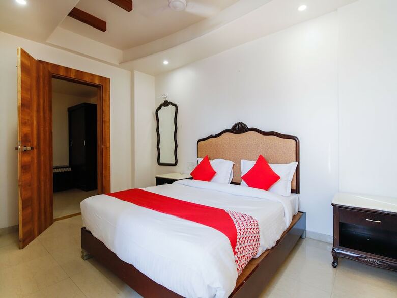 Hotel Oyo 24105 Metro