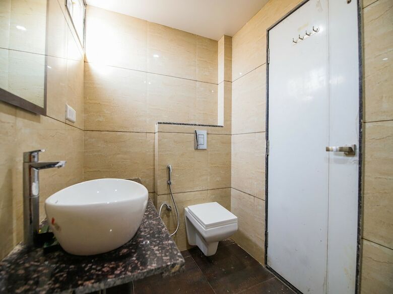 Hotel Oyo 24105 Metro