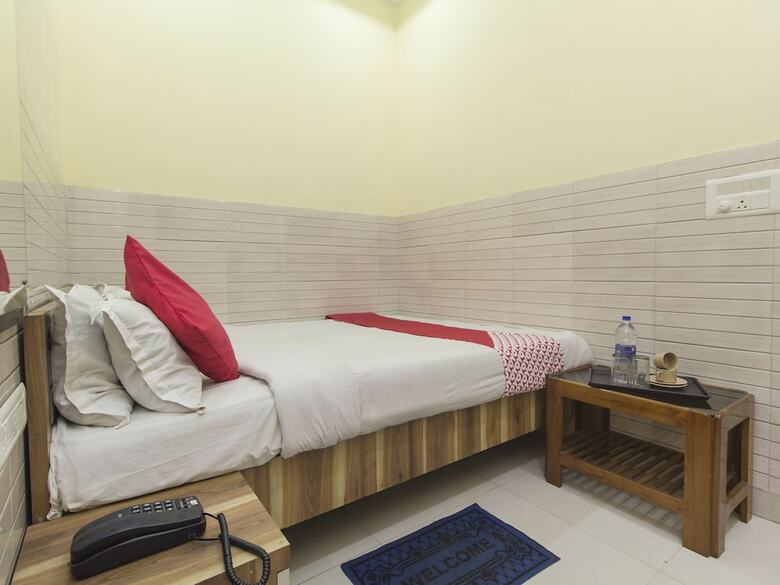 Hotel Oyo 16792 Bidhan Plaza