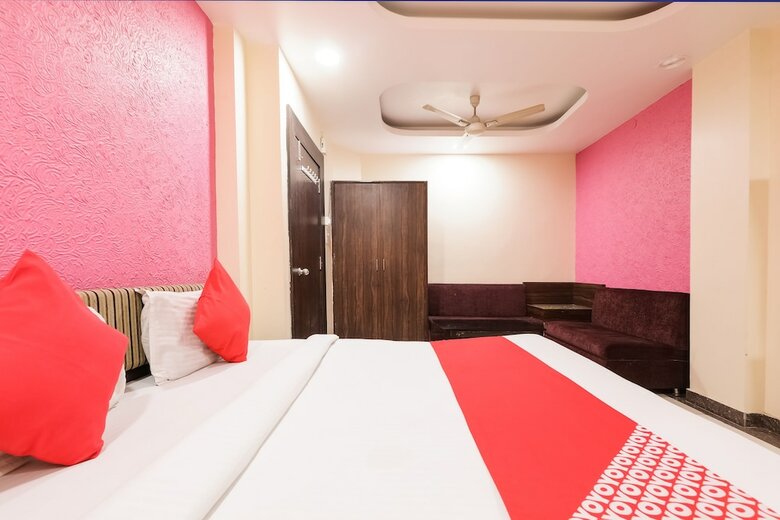 Oyo 3901 Hotel Ashoka Palace