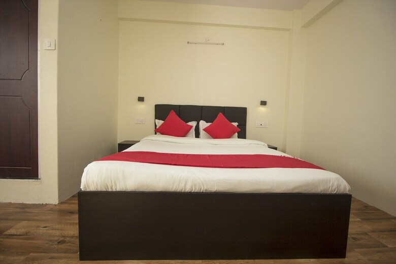 Hotel Oyo 18536 Batasia Guest House