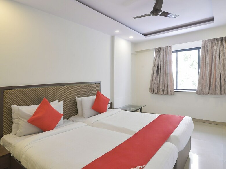 Hotel Oyo 17165 Flagship Ace Residency Marol
