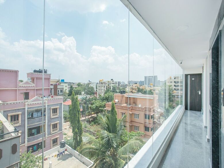 Oyo 10480 Hotel Pmr